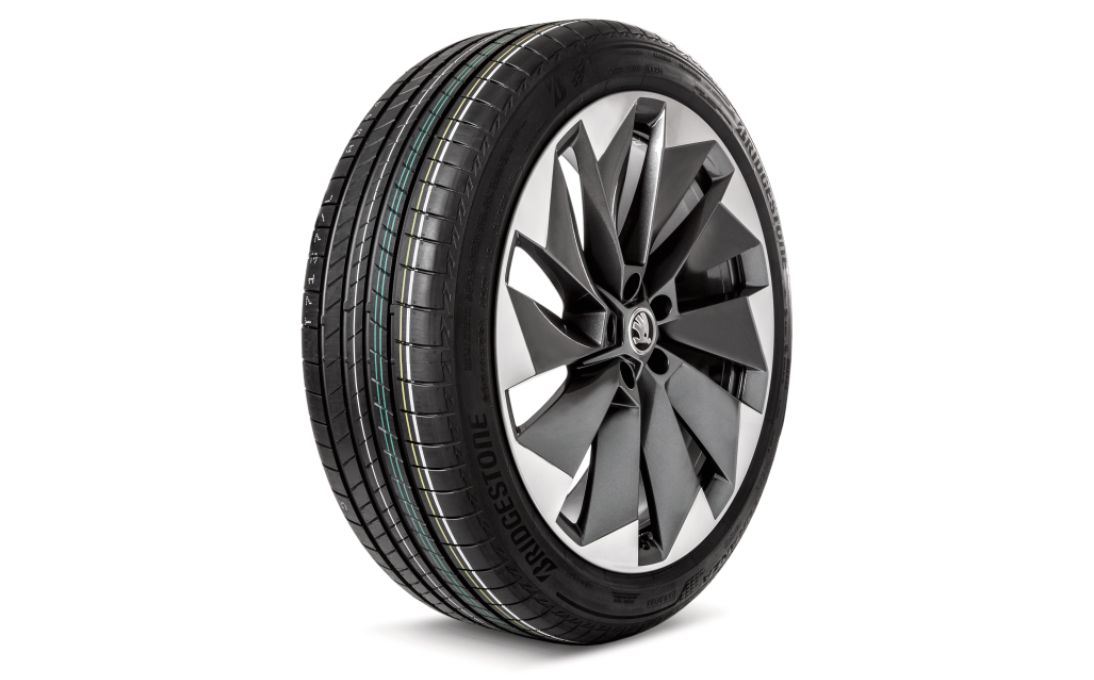 Complete summer alloy wheel  Supernova 21" for Enyaq (rear)