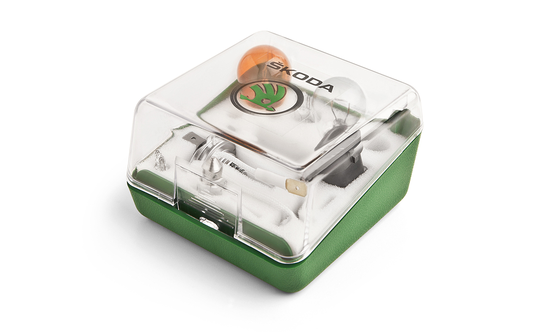 Spare bulbs for OCTAVIA I