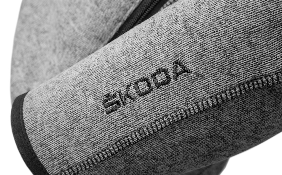 Pánský sportovní svetr