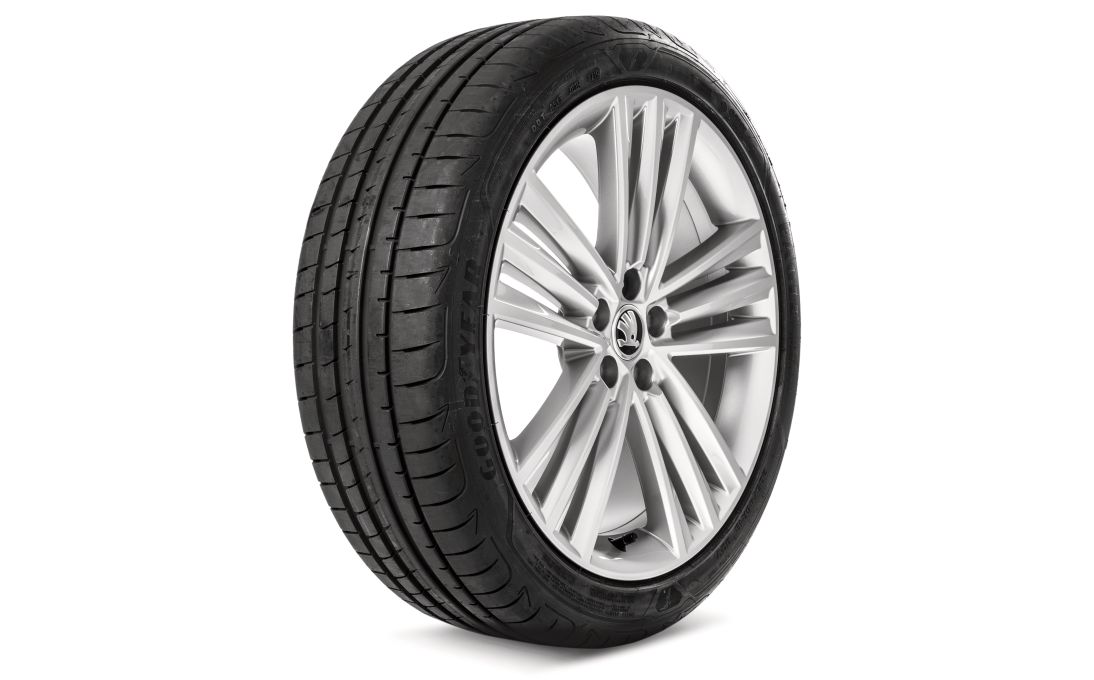 Kompletní letní kolo SIRIUS 18" pro SCALA