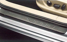 Prahové lišty černé