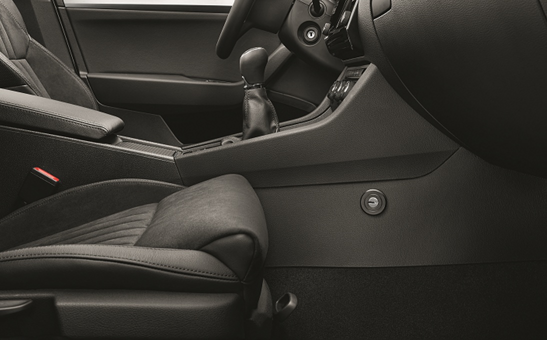 Zámek řadící páky Superb III