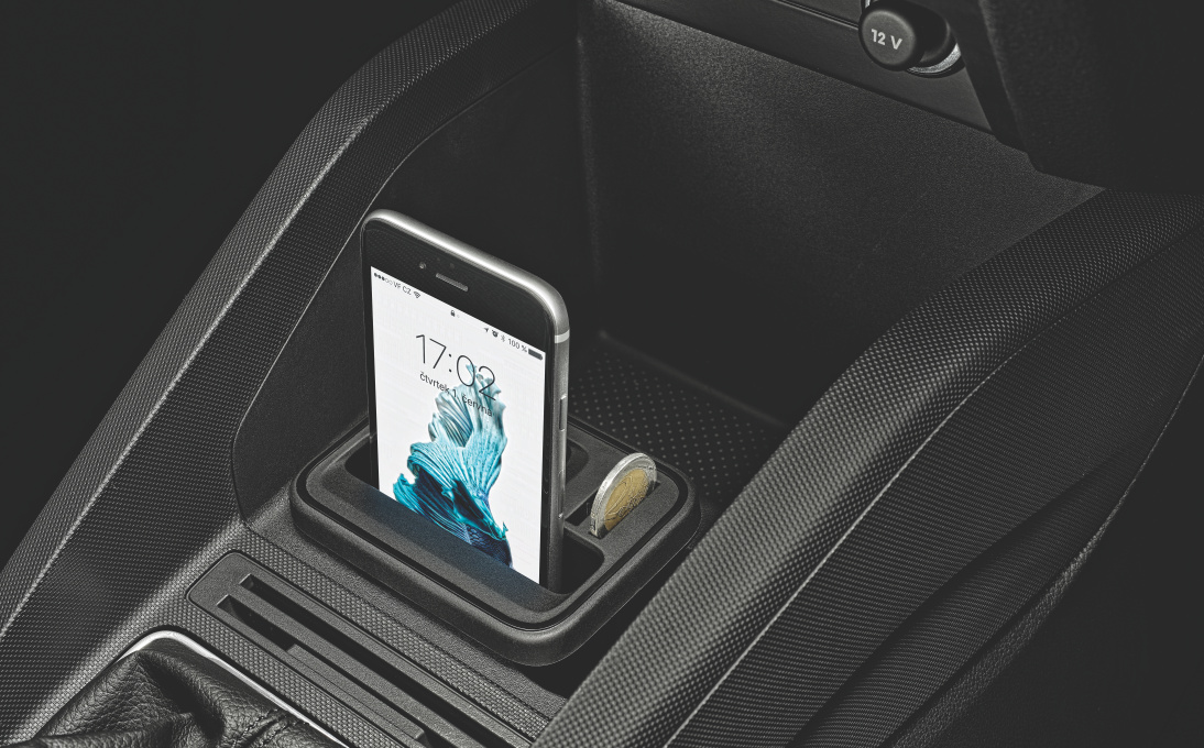 Multimedia holder Fabia III