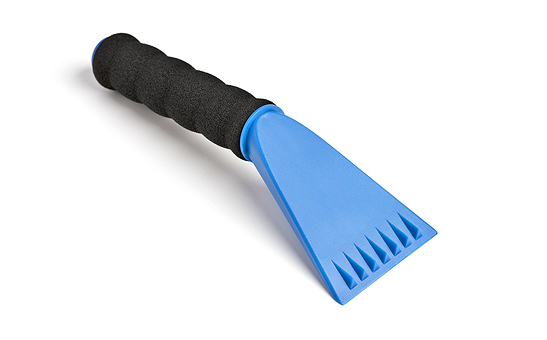 Škrabka na led s měkčenou rukojetí