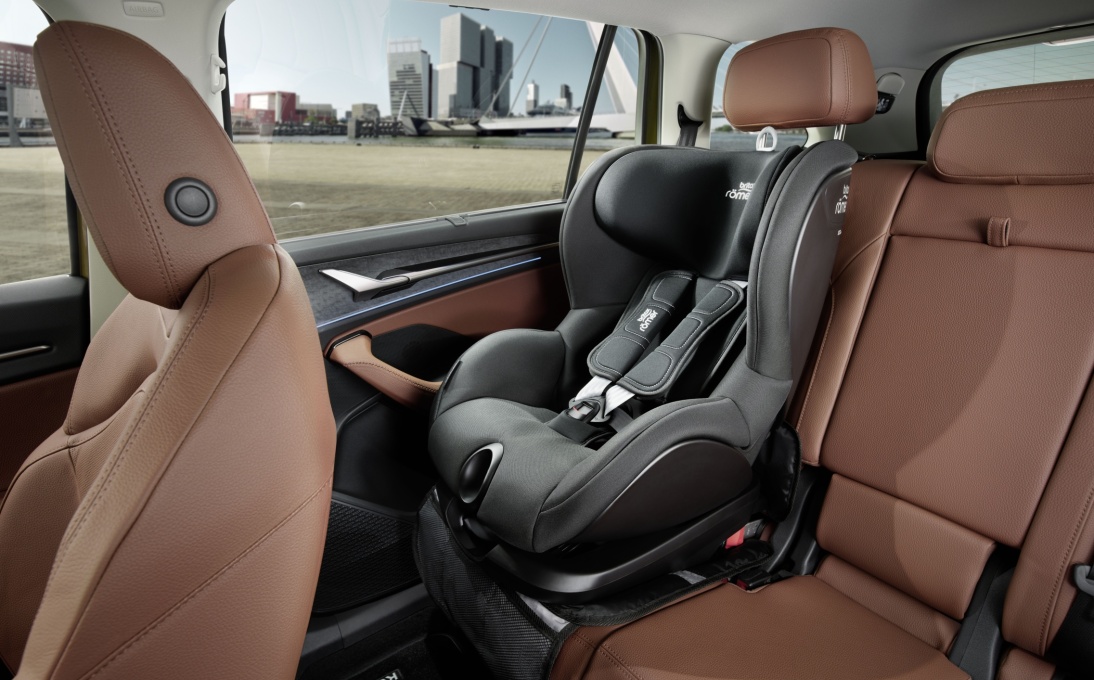 Dětská autosedačka TRIFIX 2 i-SIZE