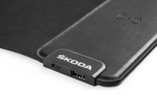 Podložka pod myš s bezdrátovým dobíjením