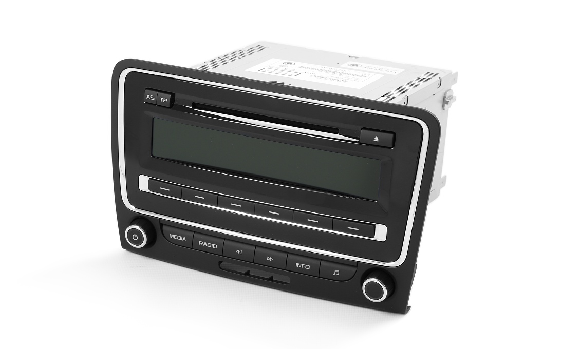 Autorádio Swing pro Superb II