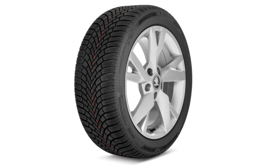 Kompletní zimní kolo Lyra 17" pro Octavia IV