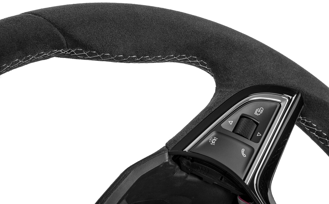 Sportovní volant tříramenný