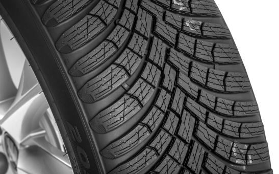 Kompletní zimní kolo Stratos 17" pro Scala