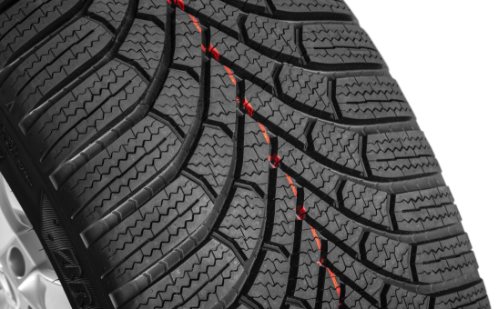 Kompletní zimní kolo Lyra 17" pro Octavia IV