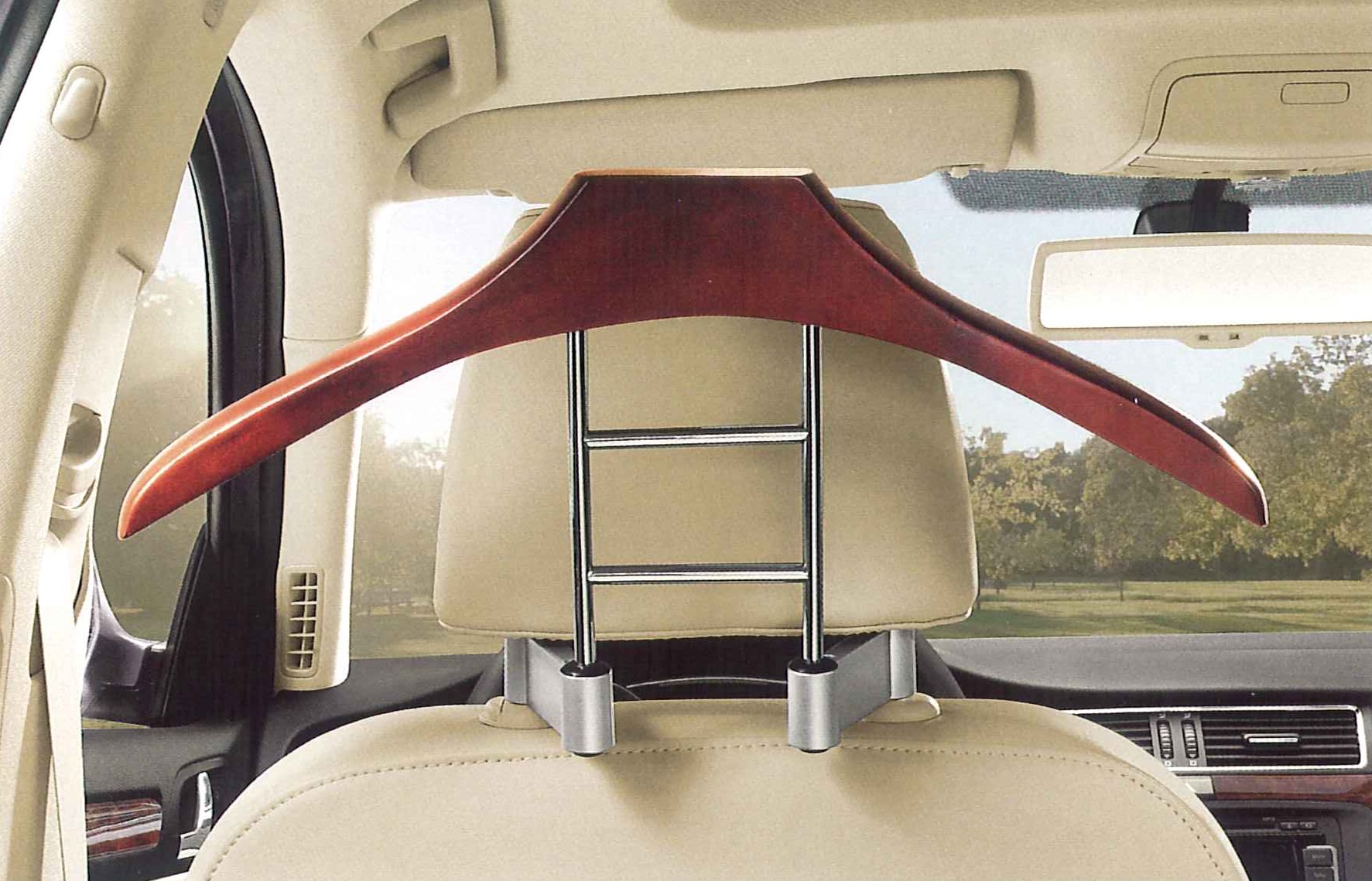 Designové ramínko na šaty