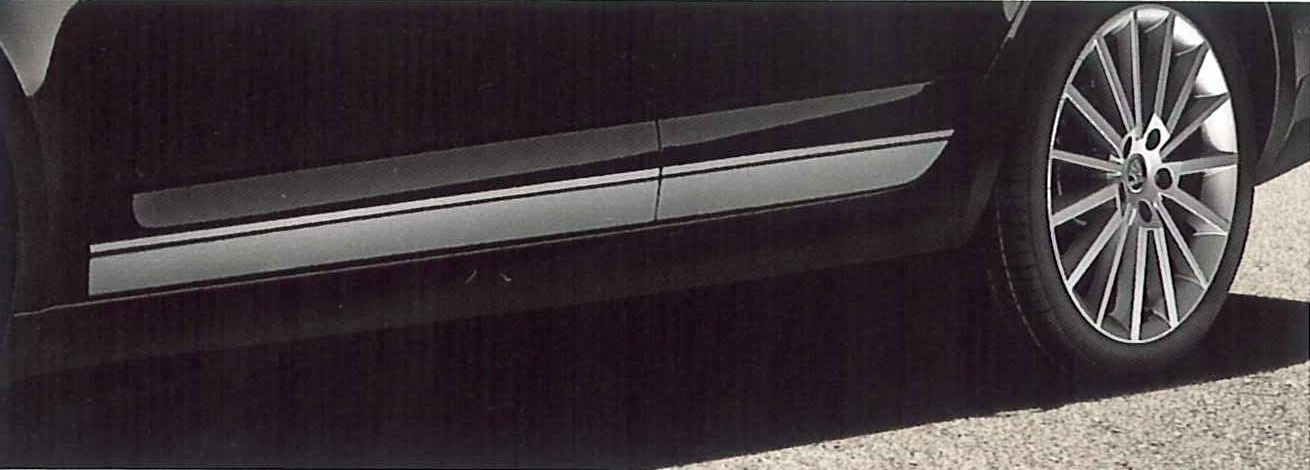 Dekorativní fólie karbonová OCTAVIA III