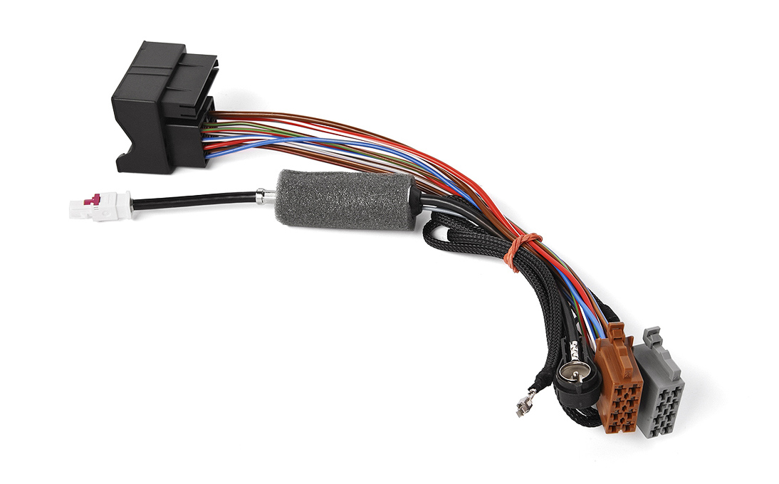 Kit for additional fitting of the car radio OCTAVIA II