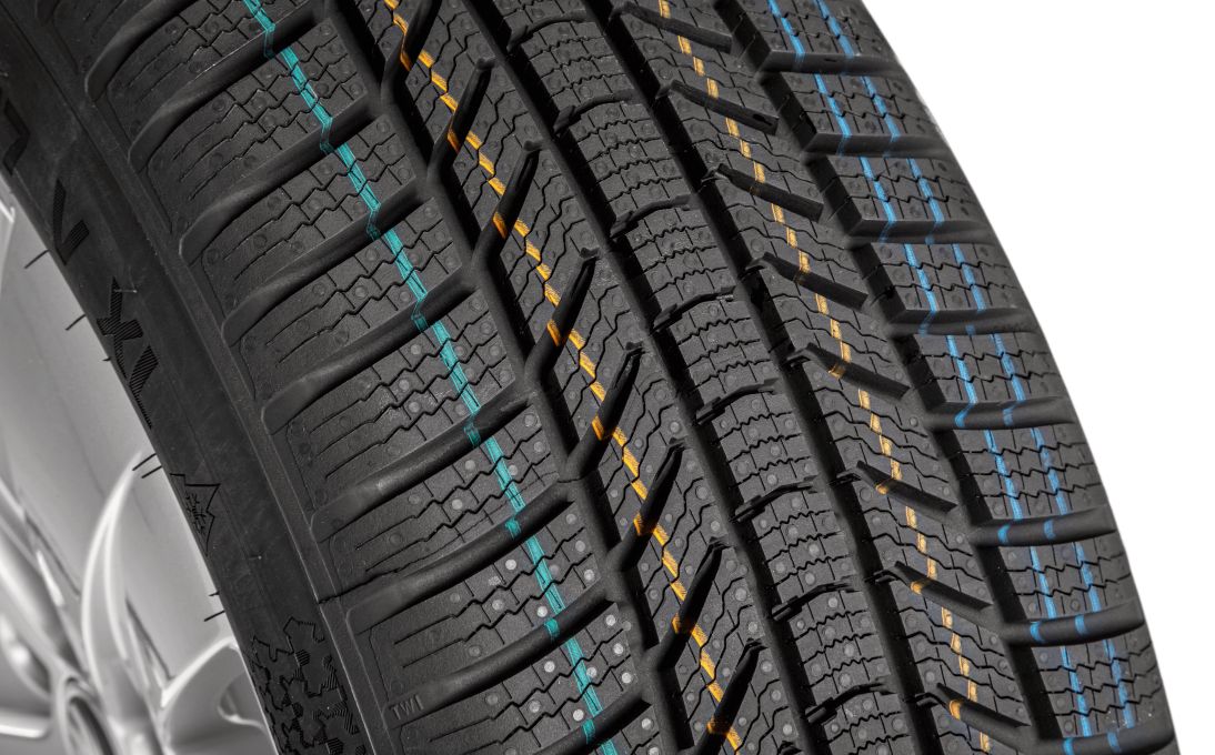 Kompletní zimní kolo Triton 17" pro Superb III