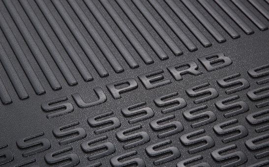 Ochranná vložka do zavaz. prostoru pro Superb III