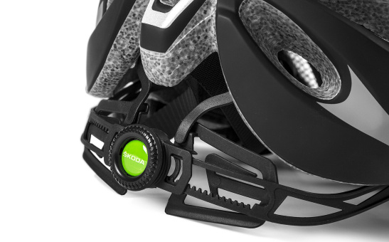 Cycling helmet black