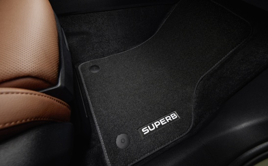 Sada textilních koberců Standard Superb IV