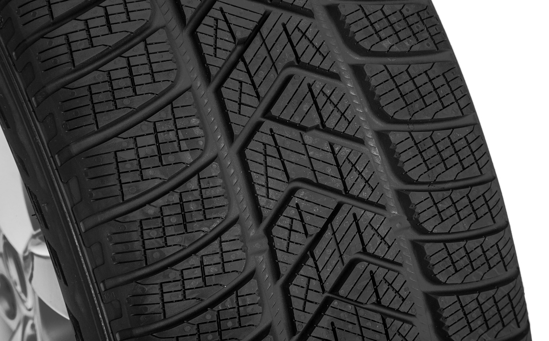 Kompletní zimní kolo ELBRUS 18" KODIAQ