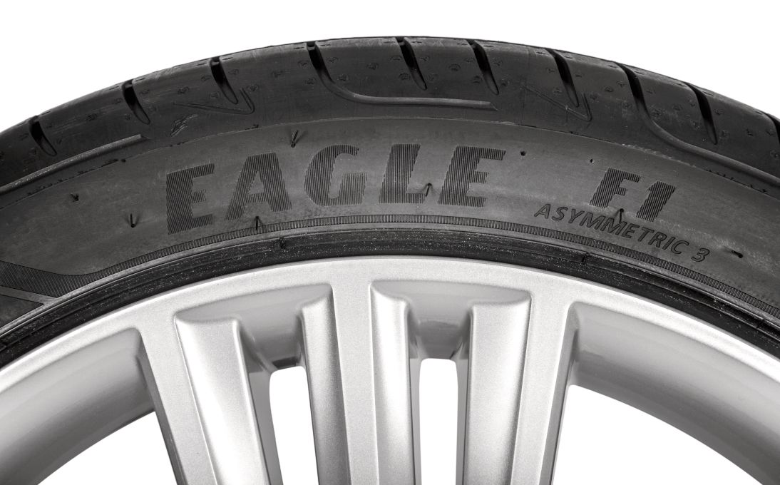 Kompletní letní kolo SIRIUS 18" pro SCALA