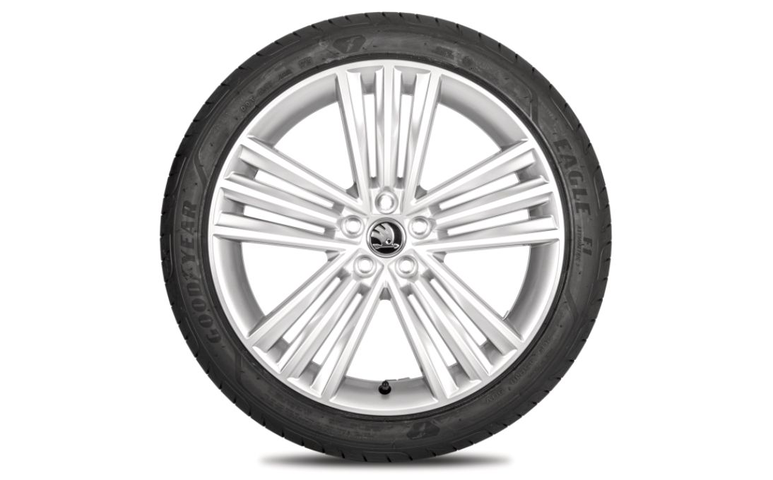 Kompletní letní kolo SIRIUS 18" pro SCALA