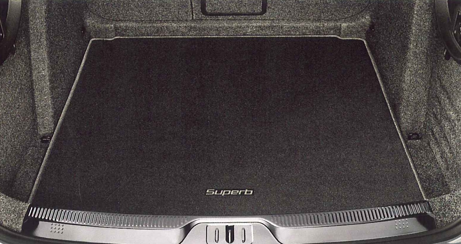Textile PA carpet for the luggage compartment SUPERB II COMBI