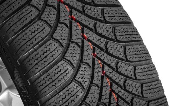 Kompletní zimní kolo Crystal 17" pro Superb IV