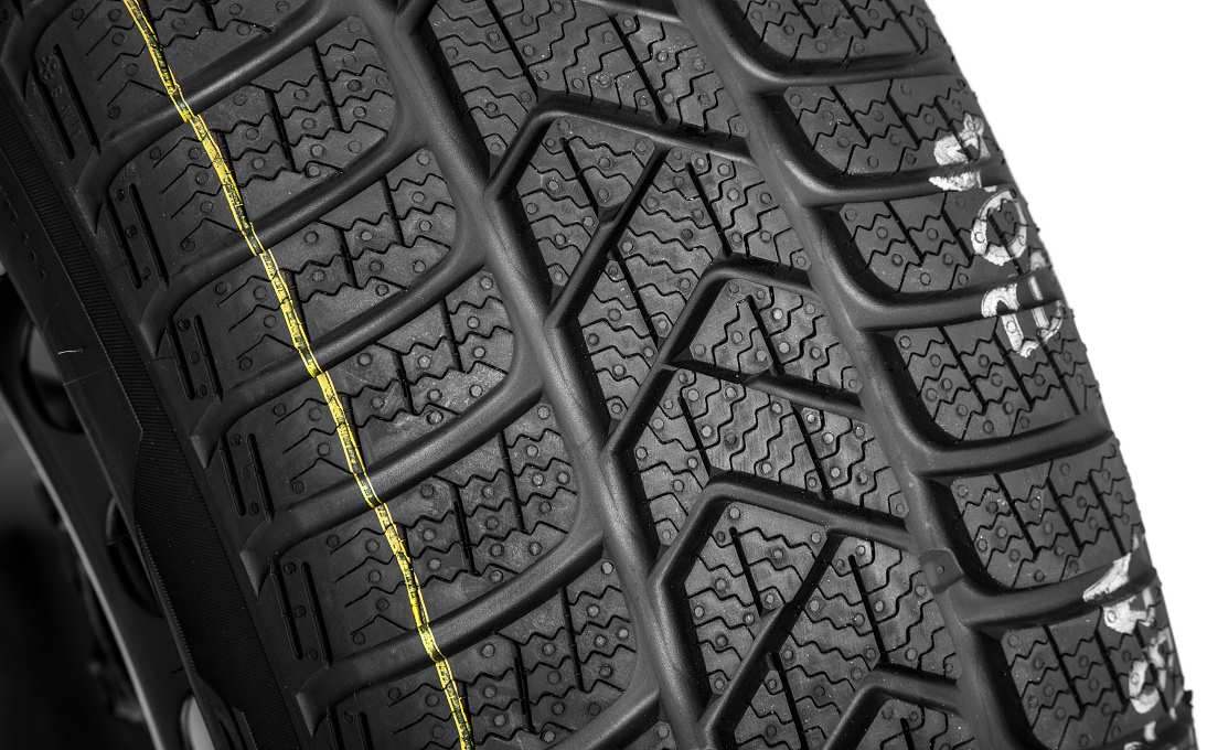 Kompletní zimní kolo 16" pro Superb III