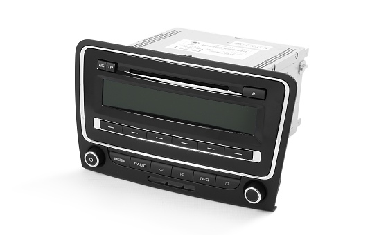 Autorádio Swing pro Superb II